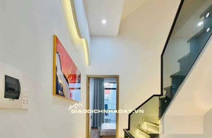  NHÀ 3 TẦNG KHU VIP TÂN BÌNH – HẺM XE HƠI ĐỖ CỬA  Vị trí đẹp, hẻm xe hơi thông thoáng, khu dân cư an ninh, dân trí cao